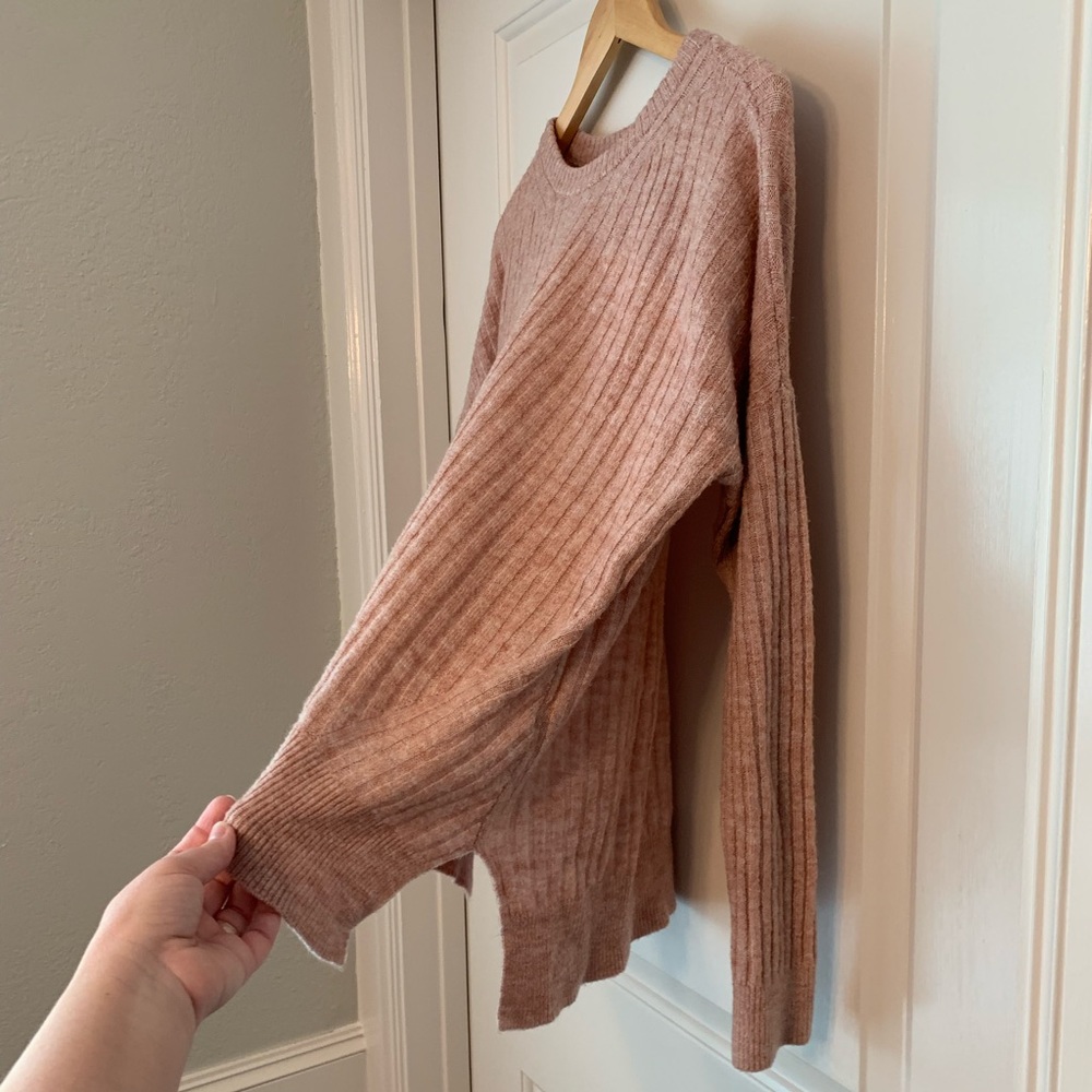 Abercrombie & Fitch Ribbed Sweater in Heather Pink - Picture 8 of 11